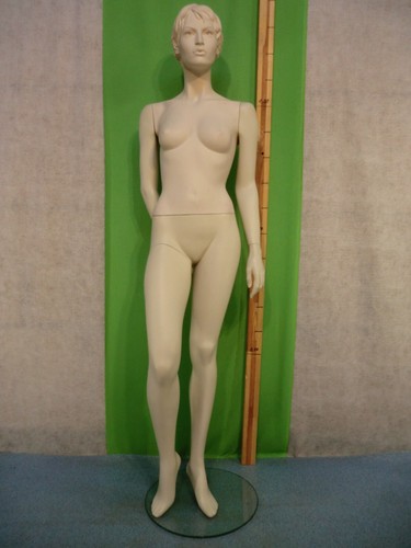 Mannequin vitrine poupée - mannequin,