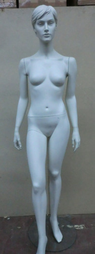 Mannequin vitrine poupée - mannequin, mode