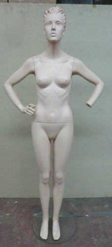 Mannequin vitrine poupée - mannequin, mode