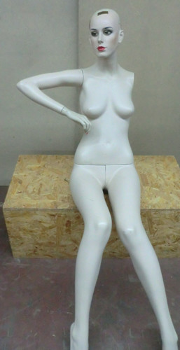 Mannequin vitrine poupée mode - mannequin,