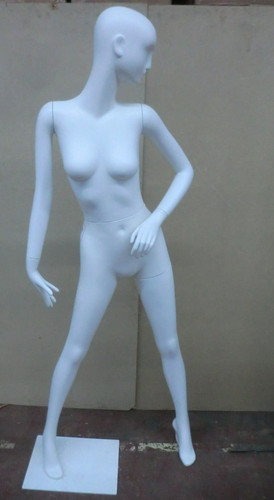 Mannequin vitrine poupée mode - mannequin,