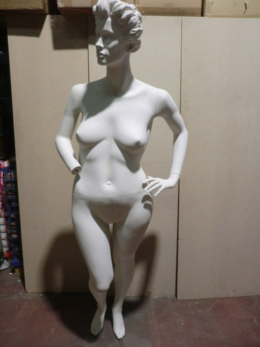Mannequin vitrine poupée mode - mannequin,